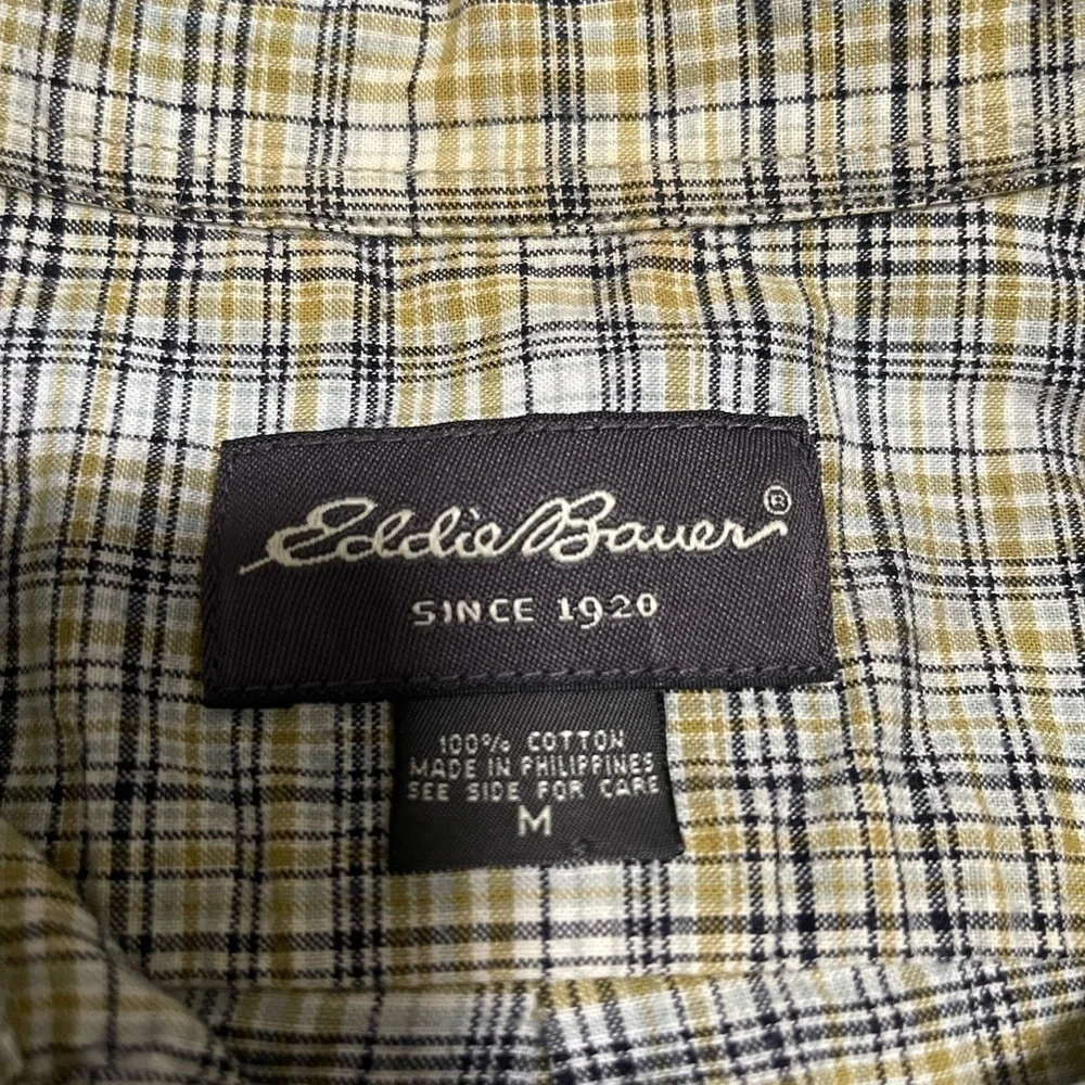 Eddie Bauer Men’s Medium Short Sleeve Plaid bButton Down Shirt